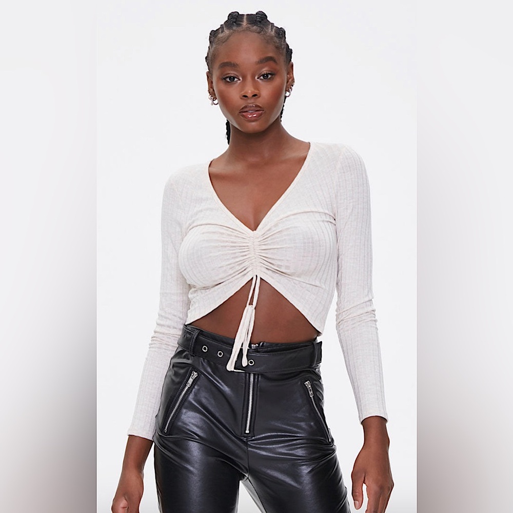 NWOT Forever 21 Cinched Long Sleeve Top